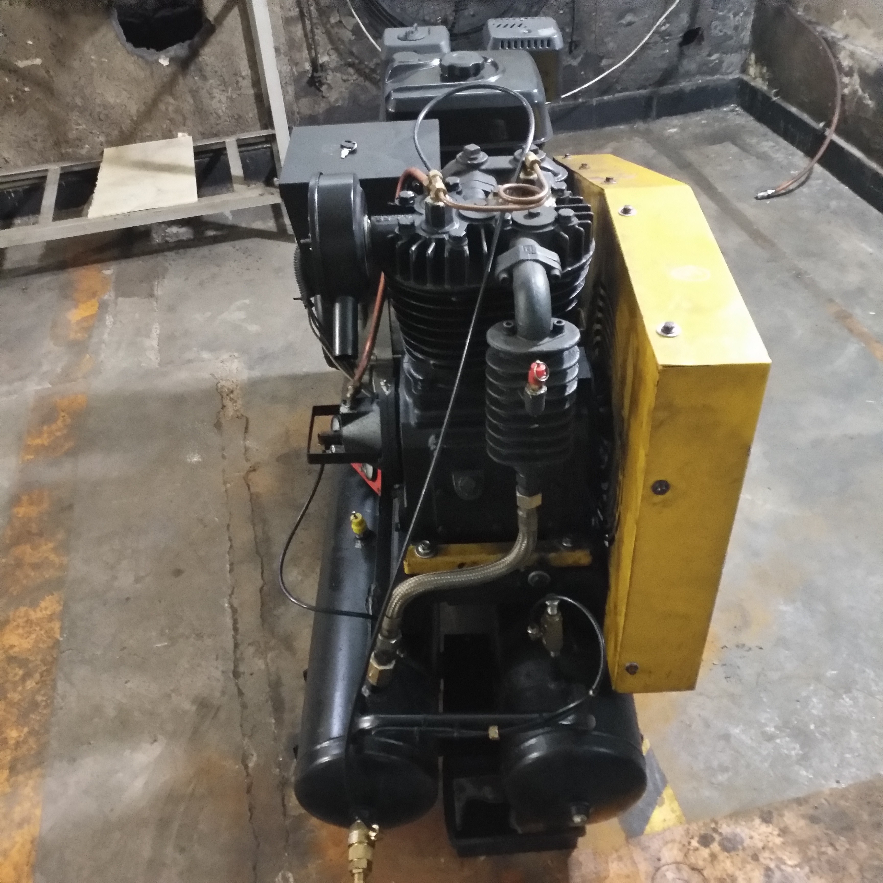 3In1 Machine With Dual Twingas tank (Generating, Welding, and Air compressing)